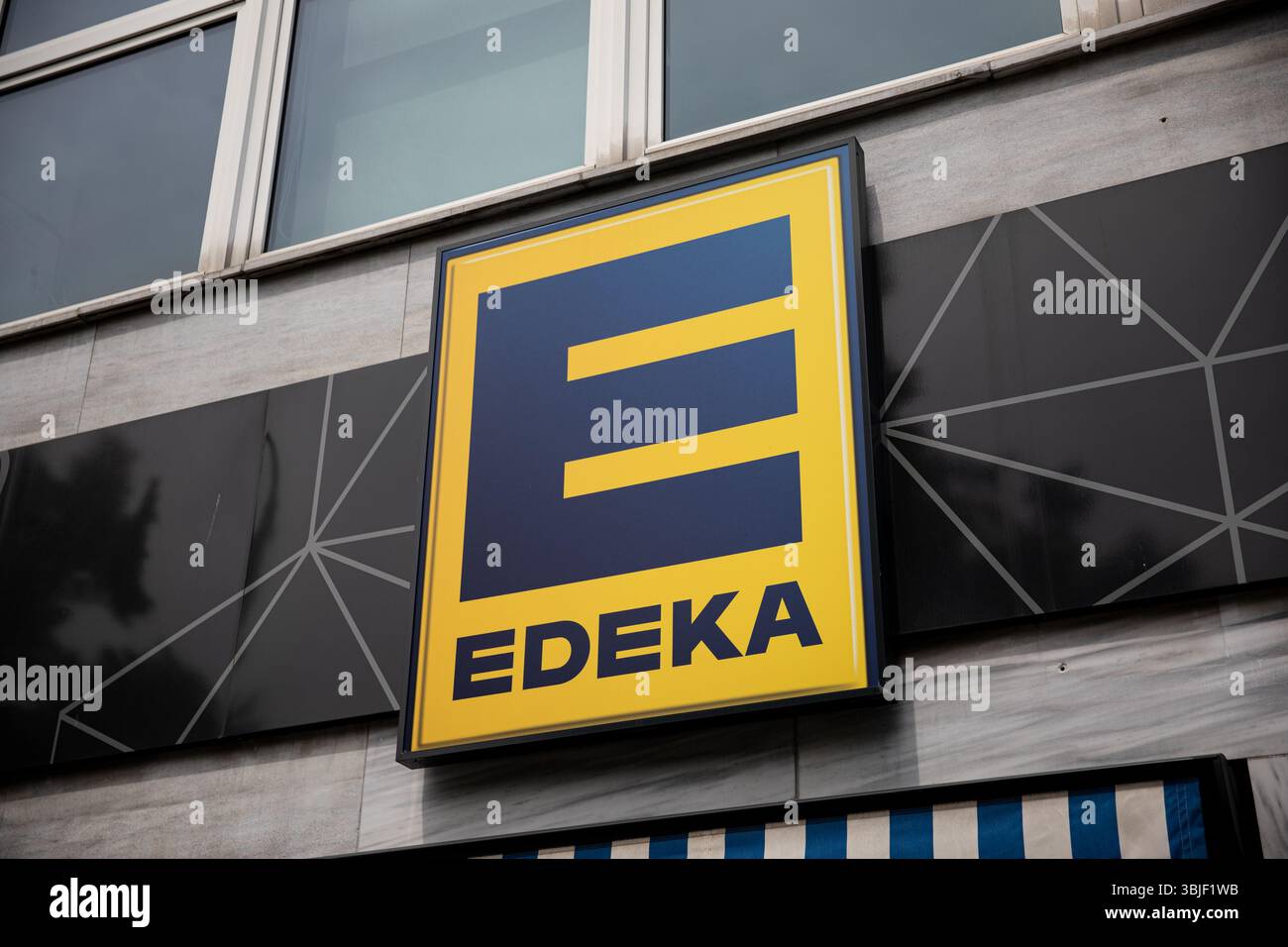 elfbar elfa kaufen EDEKA Dirnberger added a new photo — at