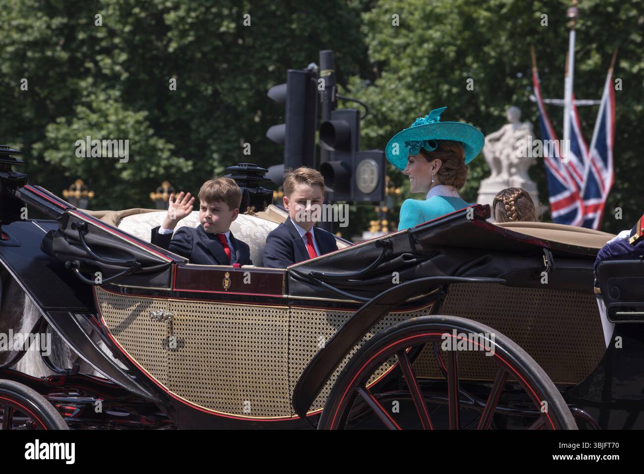 Princess of Wales ( Kate Middleton ) Prince Prince Louis and