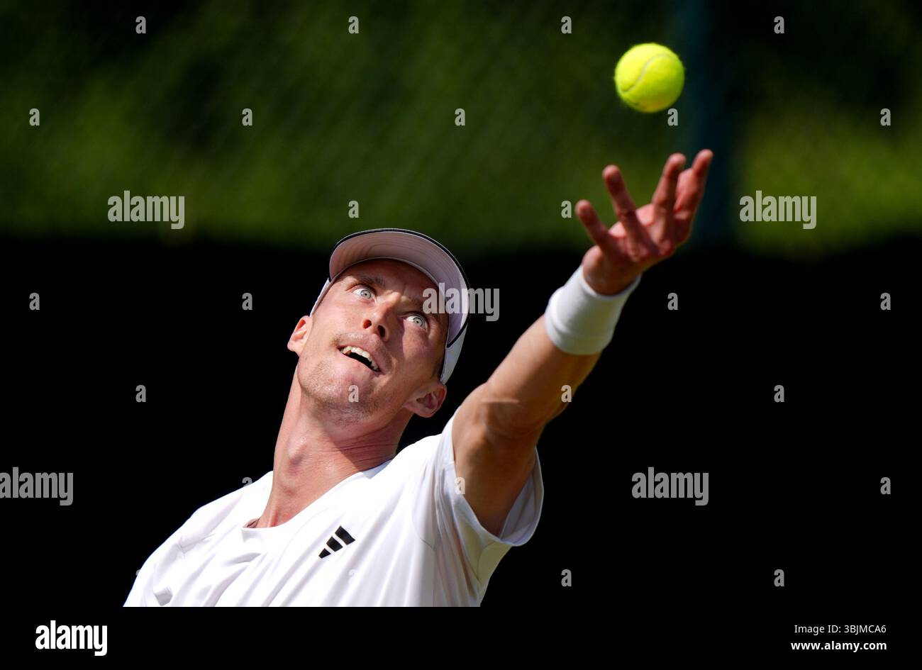 Jan Choinski in action against Eliot Spizzirri on day one of the Lexus Nottingham Open at the Lexus Nottingham Tennis Centre, Nottingham. Picture date: Monday June 16, 2025. Stock Photo