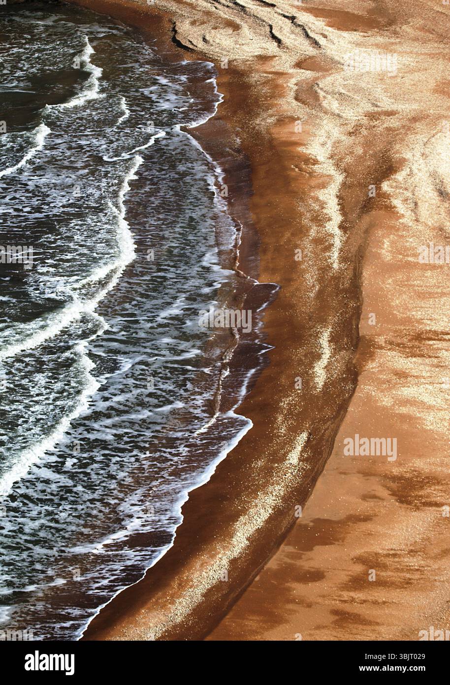 Aerial view empty beach sea hi-res stock photography and images - Alamy