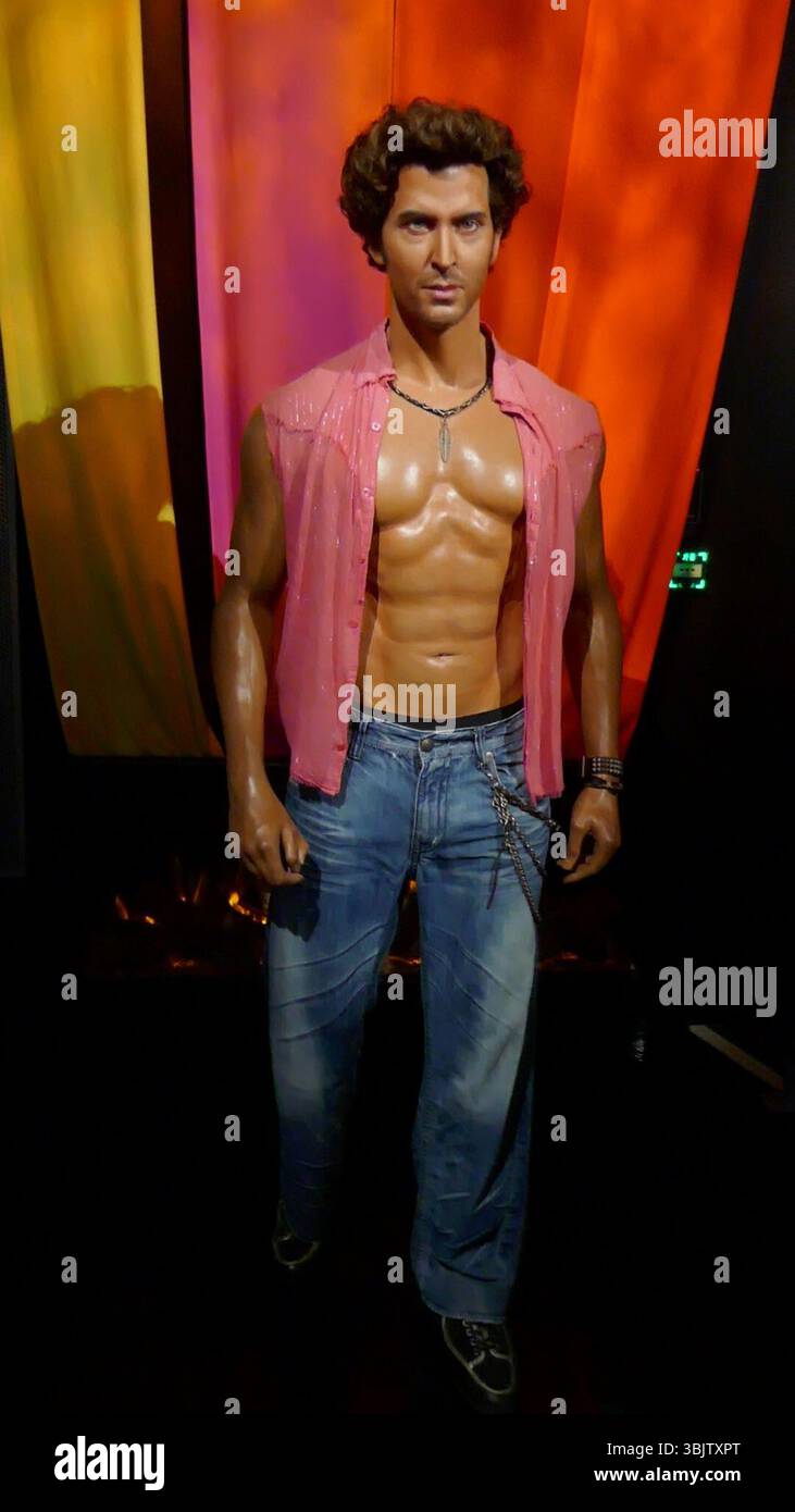 21 years of #lakshya A well made coming of age war film. #HrithikRoshan  shines as a coming of age soldier who starts as a carefree, naive young man  who transforms as a, image size:731x1390