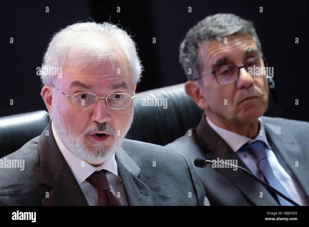 Riccardo Turrini Vita, Garante Nazionale detenuti, Stefano Carmine De Michele, capo DAP, in occasione della II edizione di “Recidiva Zero. Studio, formazione e lavoro in carcere e fuori dal carcere”, organizzata dal CNEL e Ministero della Giustizia. Scuola di formazione DAP, Roma Martedì 17 Giugno 2025 (foto Mauro Scrobogna/LaPresse) Riccardo Turrini Vita, National Guarantor for Prisoners, Stefano Carmine De Michele, Head of the Department of Criminal Procedure, on the occasion of the 2nd edition of “Zero Recidivism. Study, training and work in prison and outside prison”, organized by CNEL Stock Photo