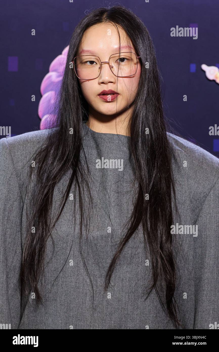 K pop demon hunters hi-res stock photography and images - Alamy