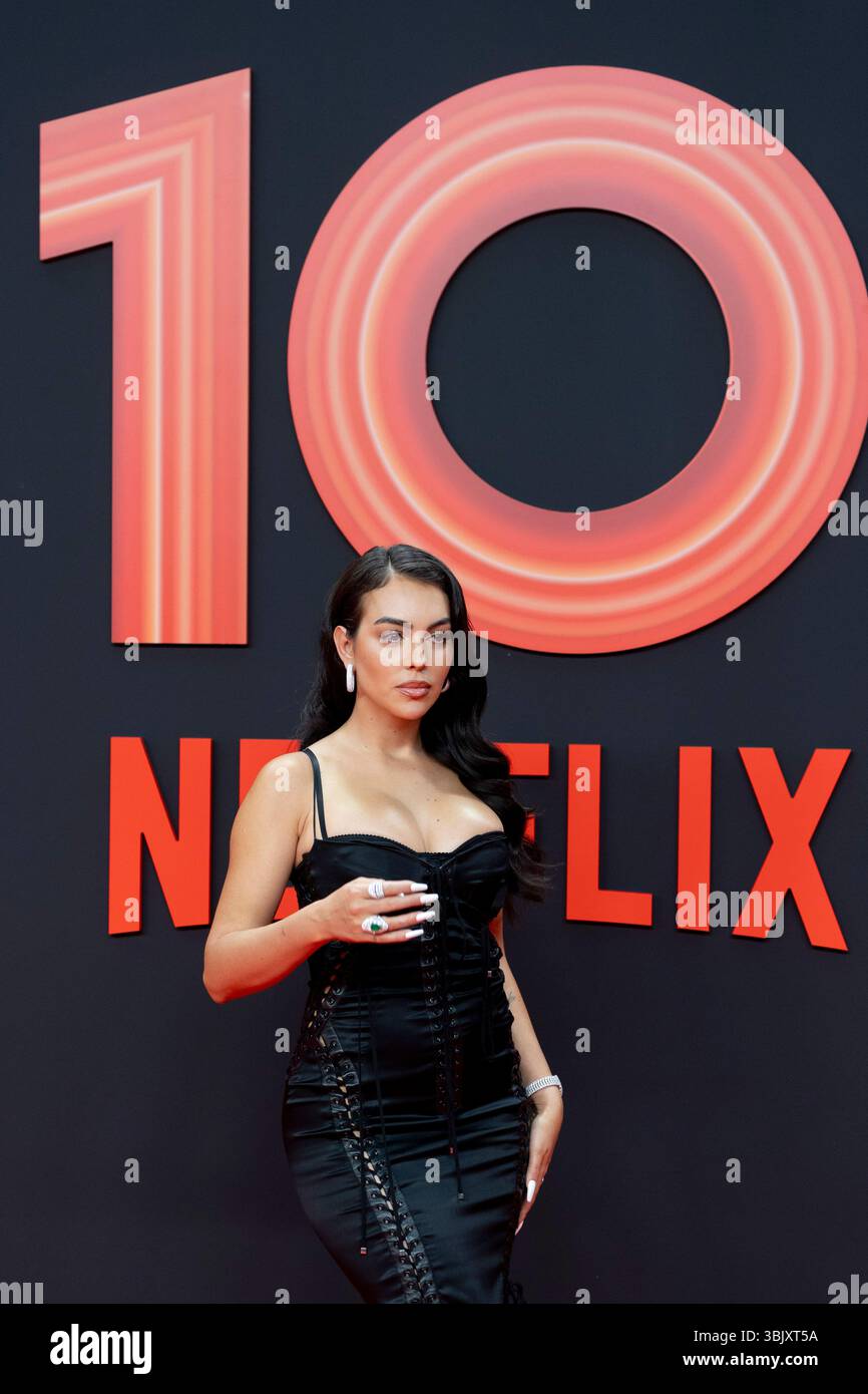 Georgina Rodríguez attended 'the red carpet for the 10th Anniversary of