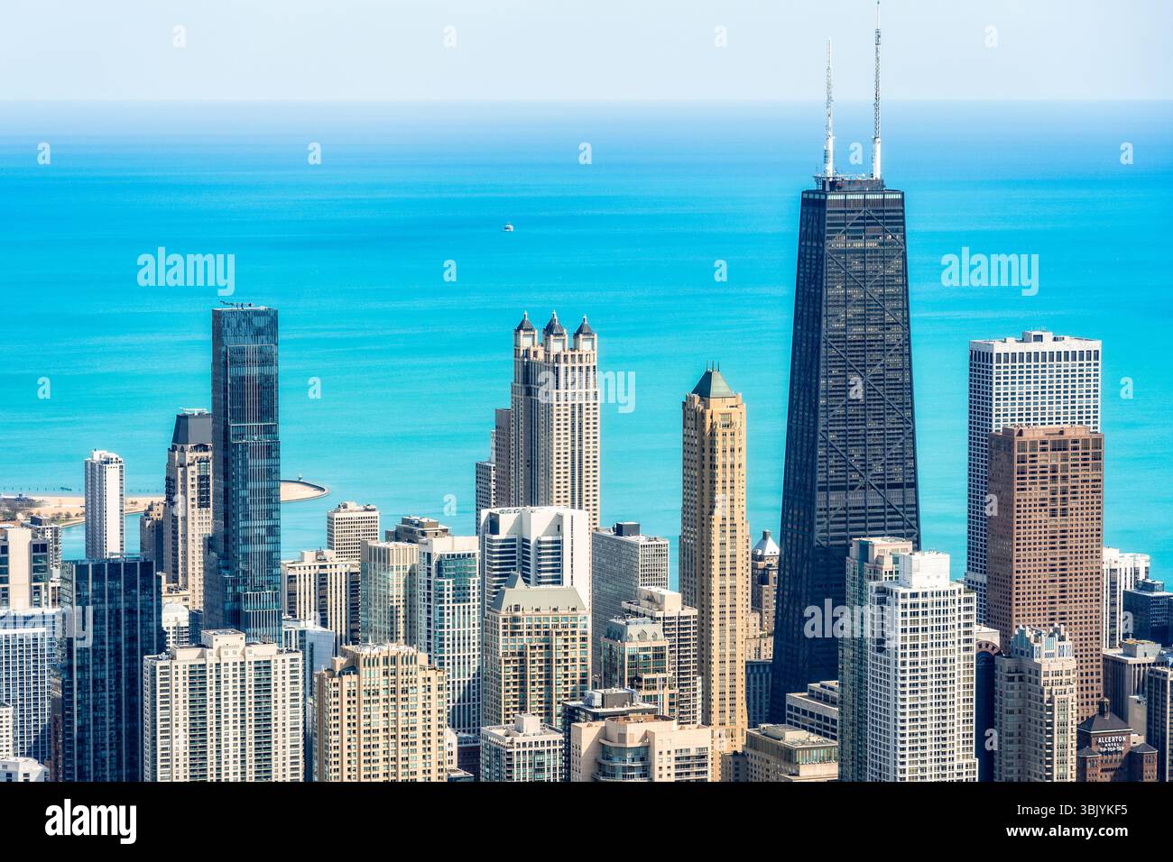 Chicago Skyline With Lake Michigan Stock Photo - Alamy