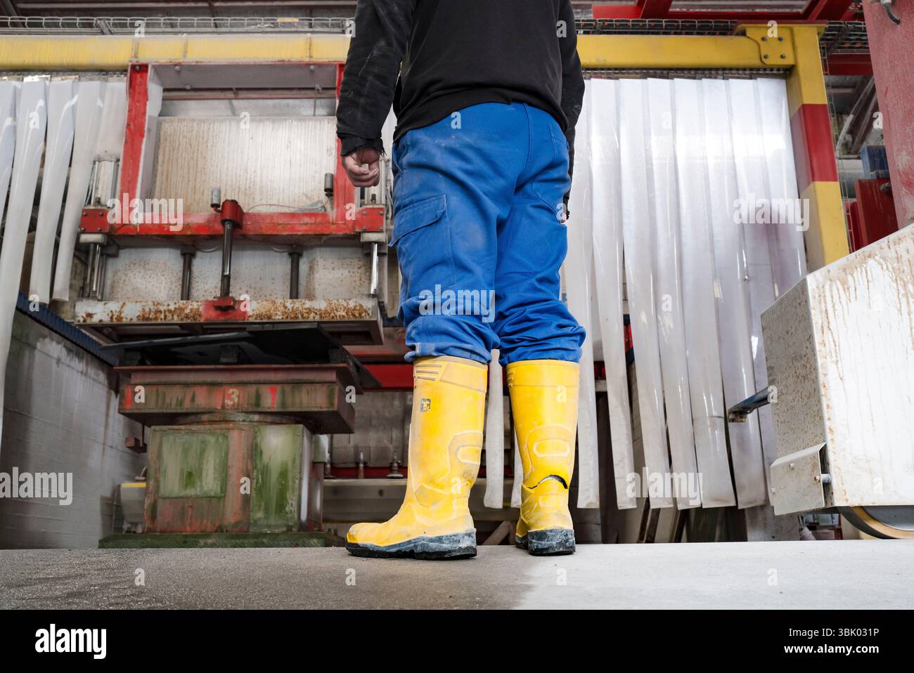In the company s workshops. Balance/Unbalance. An extraordinary design residency in the Sidobre massif, ten designers from the ZIGZAG collective will Stock Photo
