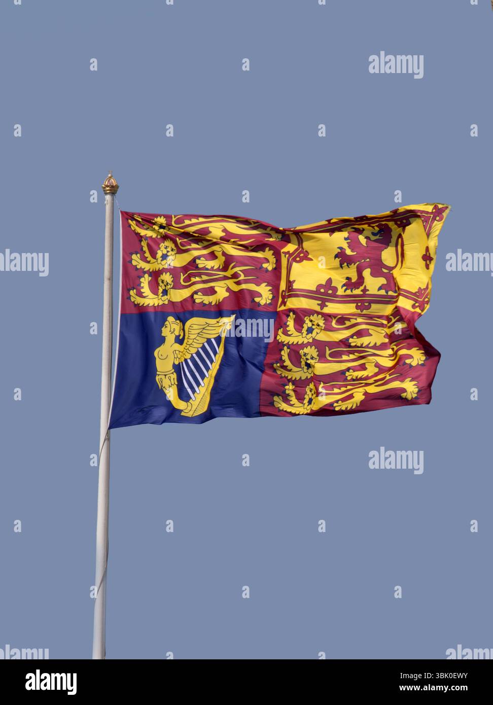 English royal standard hi res stock photography and images Alamy English royal standard hi res stock photography and images Alamy