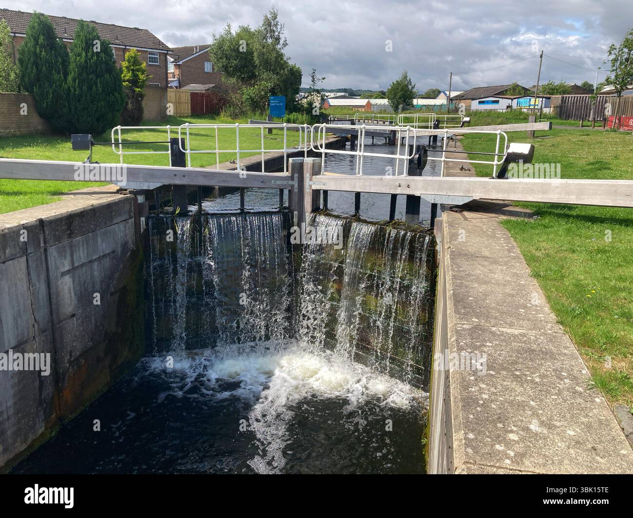 Lock Gate 5 on the Forth & Clyde canal at Bainsford Bridge, Falkirk Scotland Stock Photo