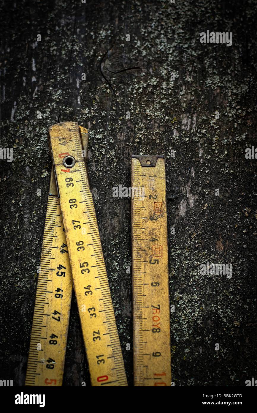 Two wooden rulers on hi-res stock photography and images - Alamy