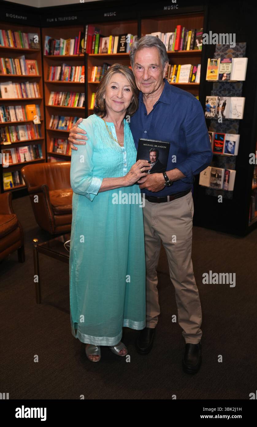 Actor Michael Brandon, the star of the 1980s TV series Dempsey and ...