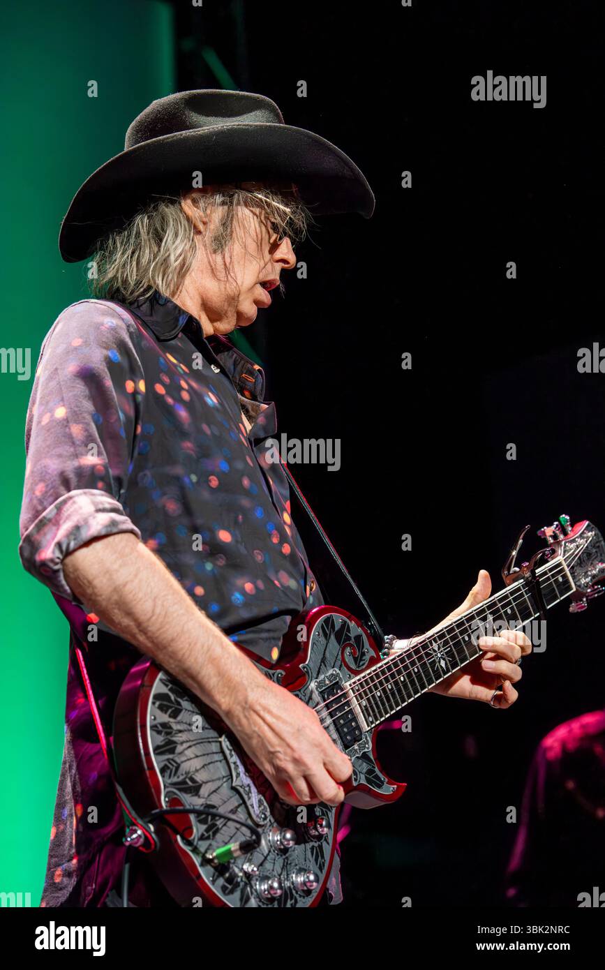 The waterboys 2025 hi-res stock photography and images - Alamy