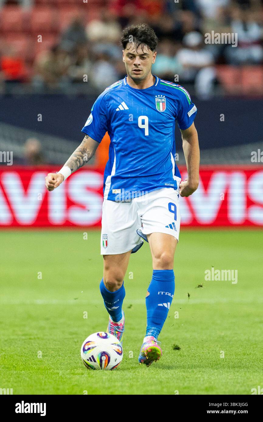 Caro José, purtroppo oggi le nostre strade si dividono. È stato un onore  essere al tuo fianco in tutti questi anni. Ho avuto la fortuna di conoscere  un uomo fantastico, un giocatore, image size:865x1390