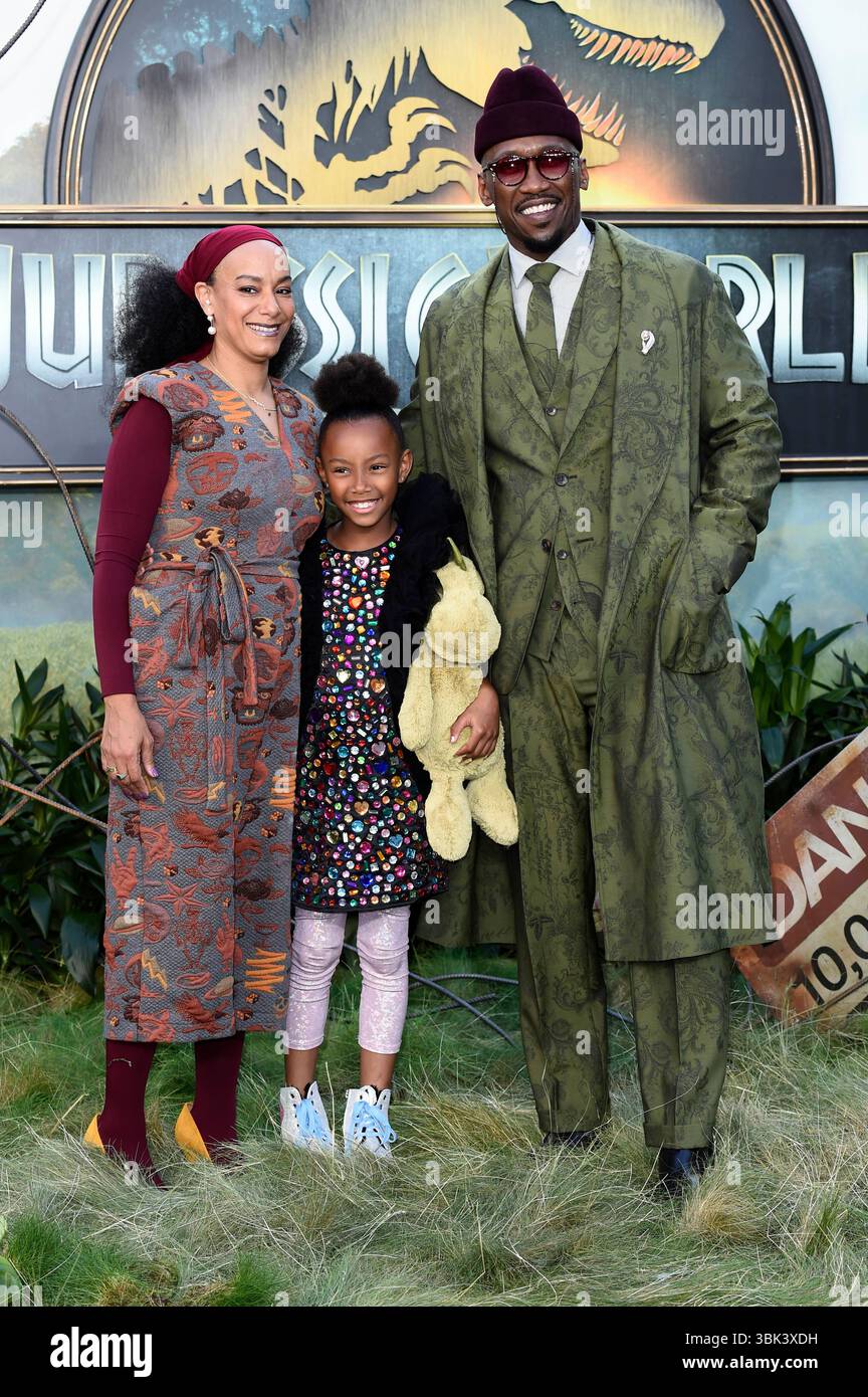 Mahershala Ali mit Ehefrau Amatus SamiKarim und Tochter Bari Ali bei