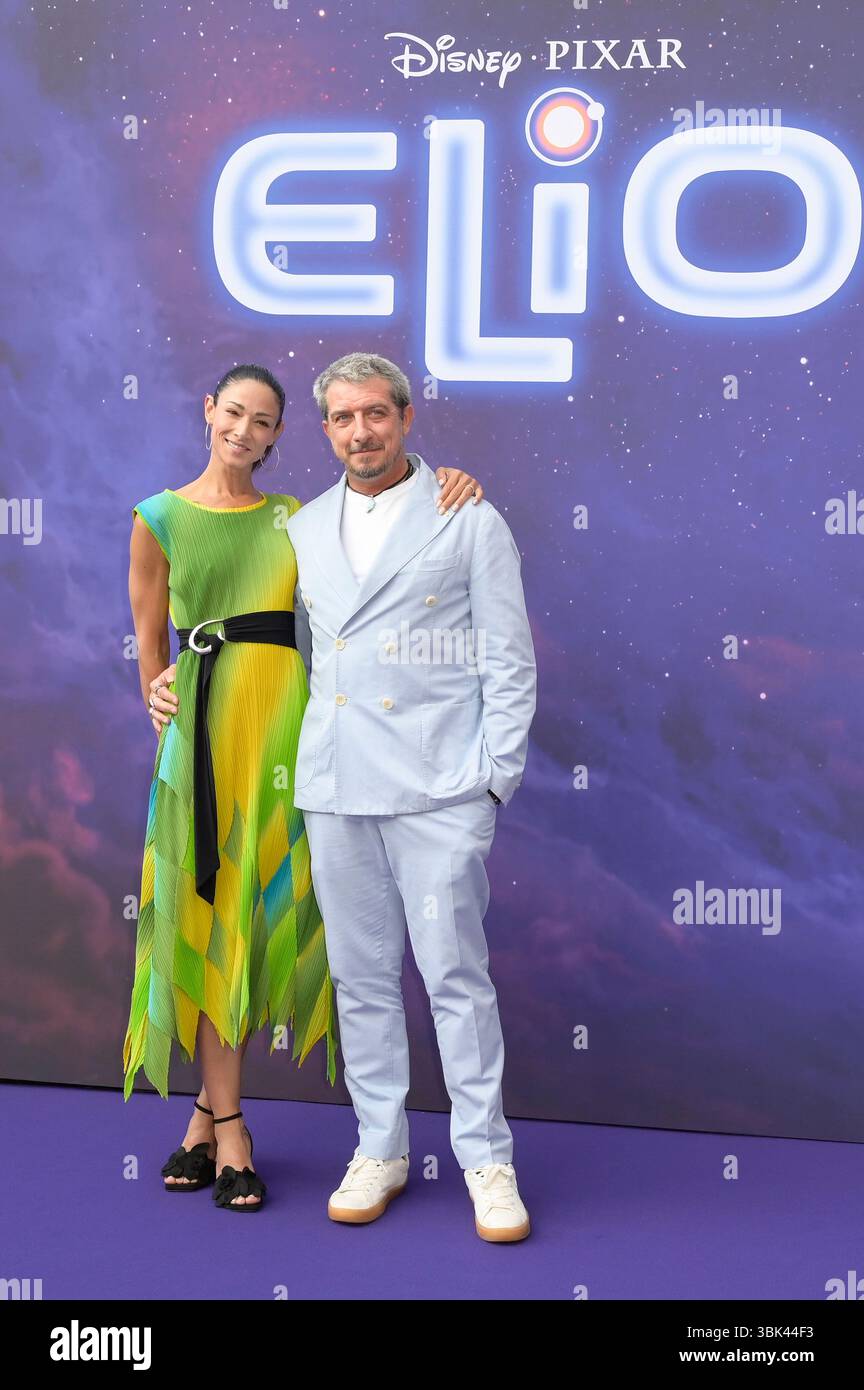 Barbara Clara Pereira und Paolo Ruffini bei der Premiere des ...