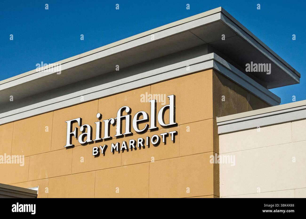ISSAQUAH, WA, USA, JUNE 2, 2025: Fairfield by Marriott motel exterior and trademark logo. Stock Photo