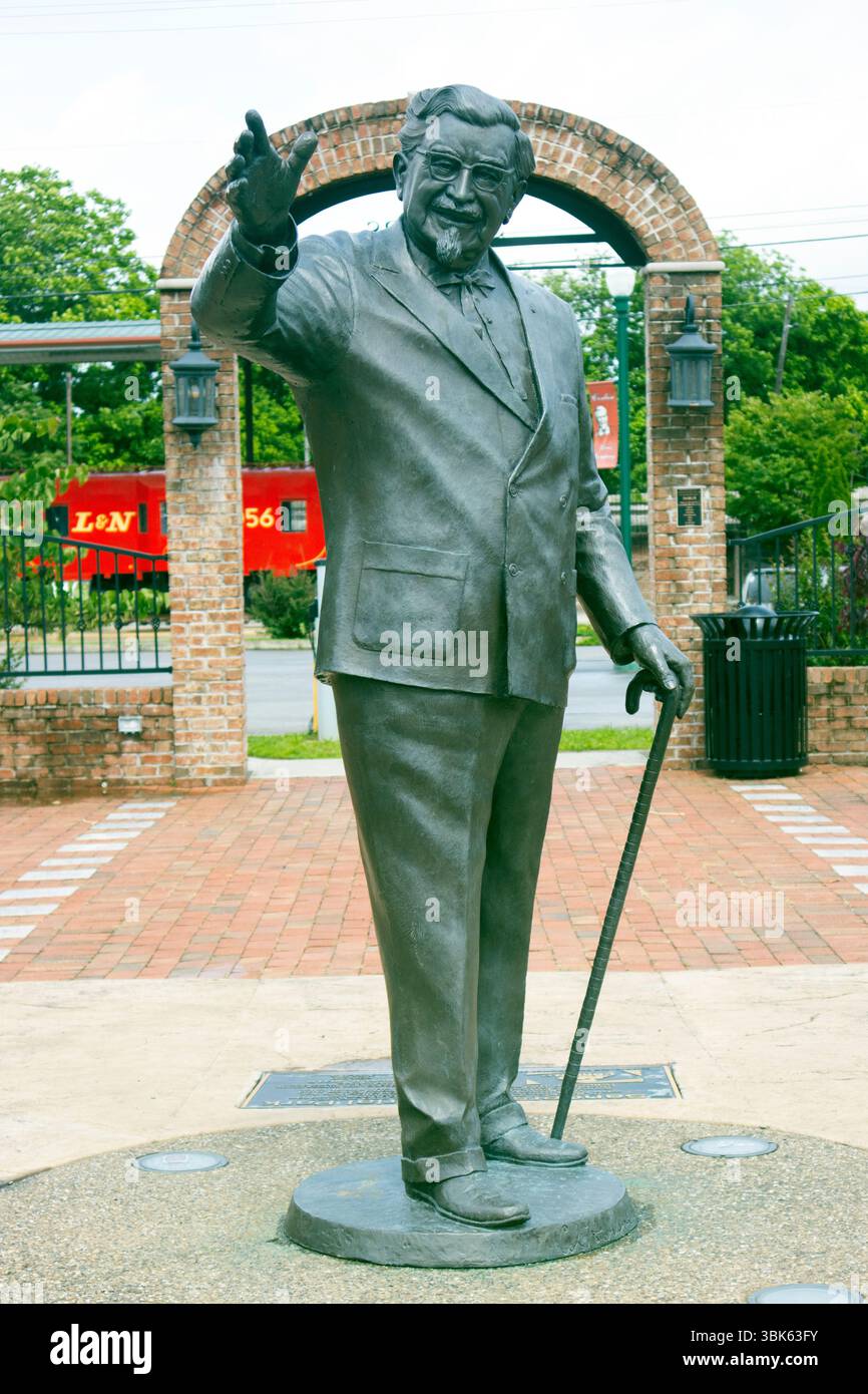 Statue of Colonel Sanders in Corbin, Kentucky—honoring the founder of KFC at the birthplace of his fried chicken empire. Stock Photo