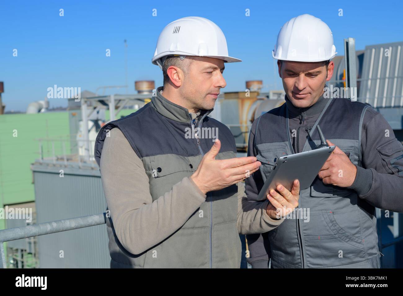 construction specialist using a tablet computer Stock Photo