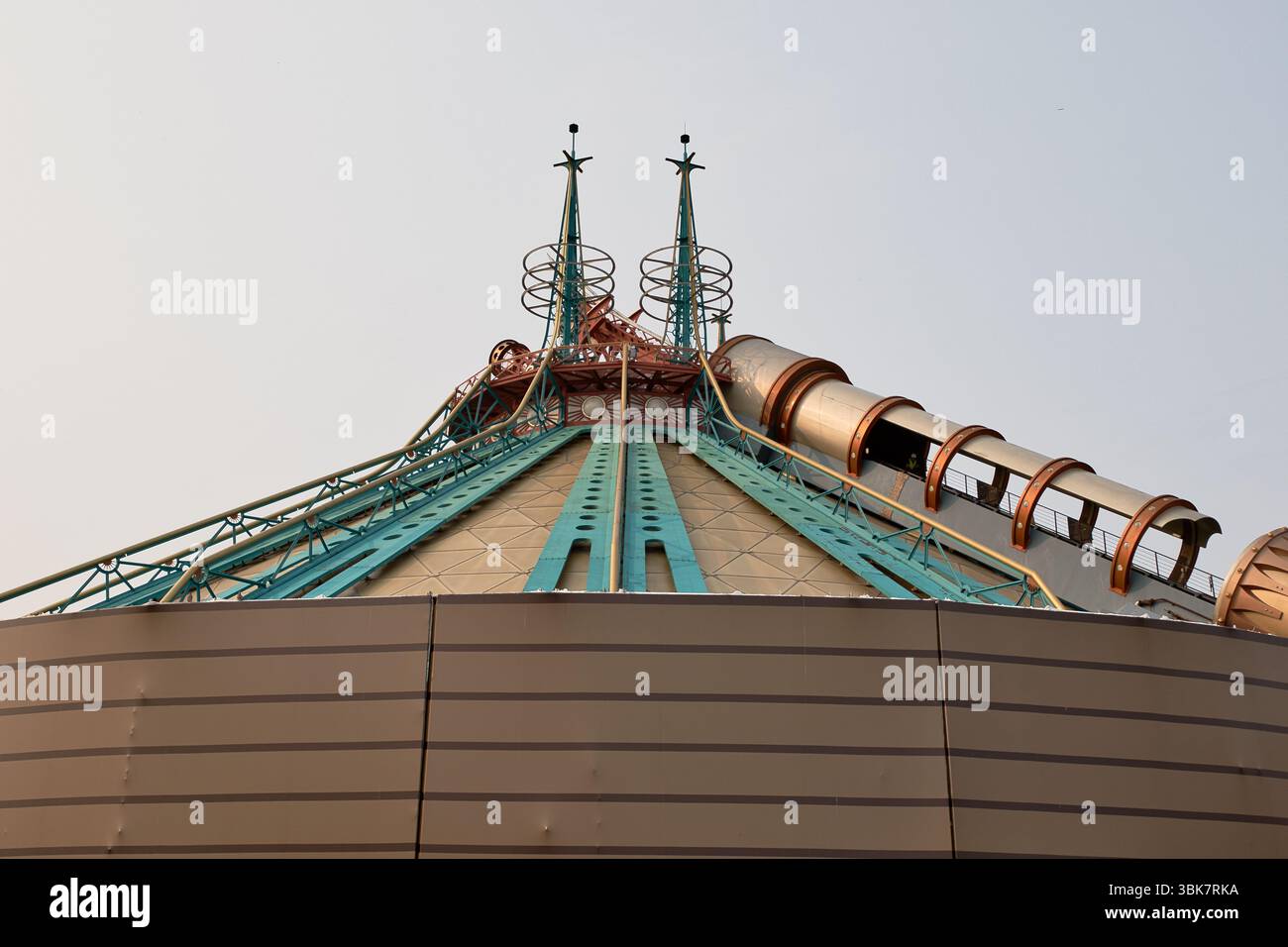 Skyscraper Ride View of the top section of the Space Mountain ride building in ...