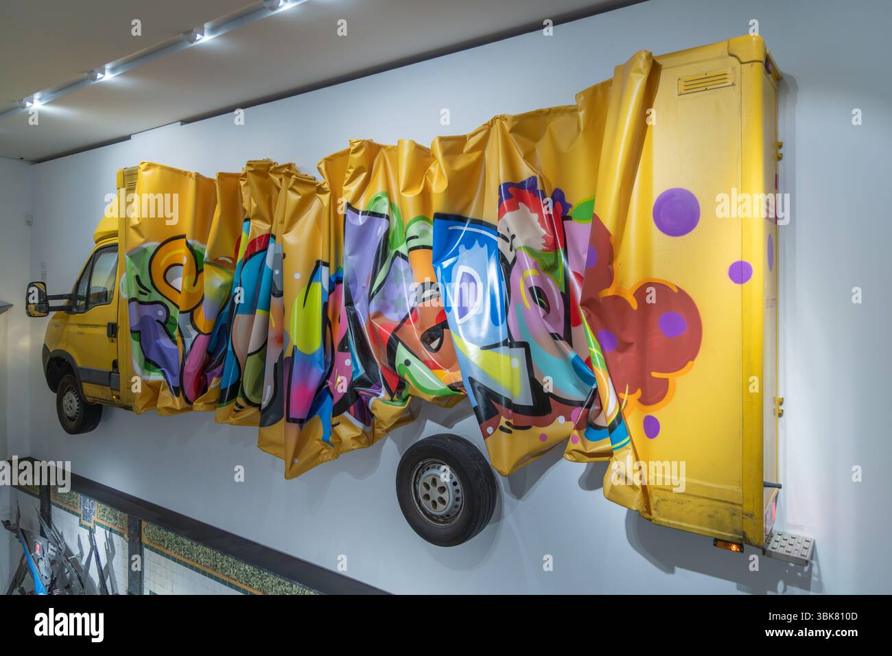 Unique museum piece hi-res stock photography and images - Alamy
