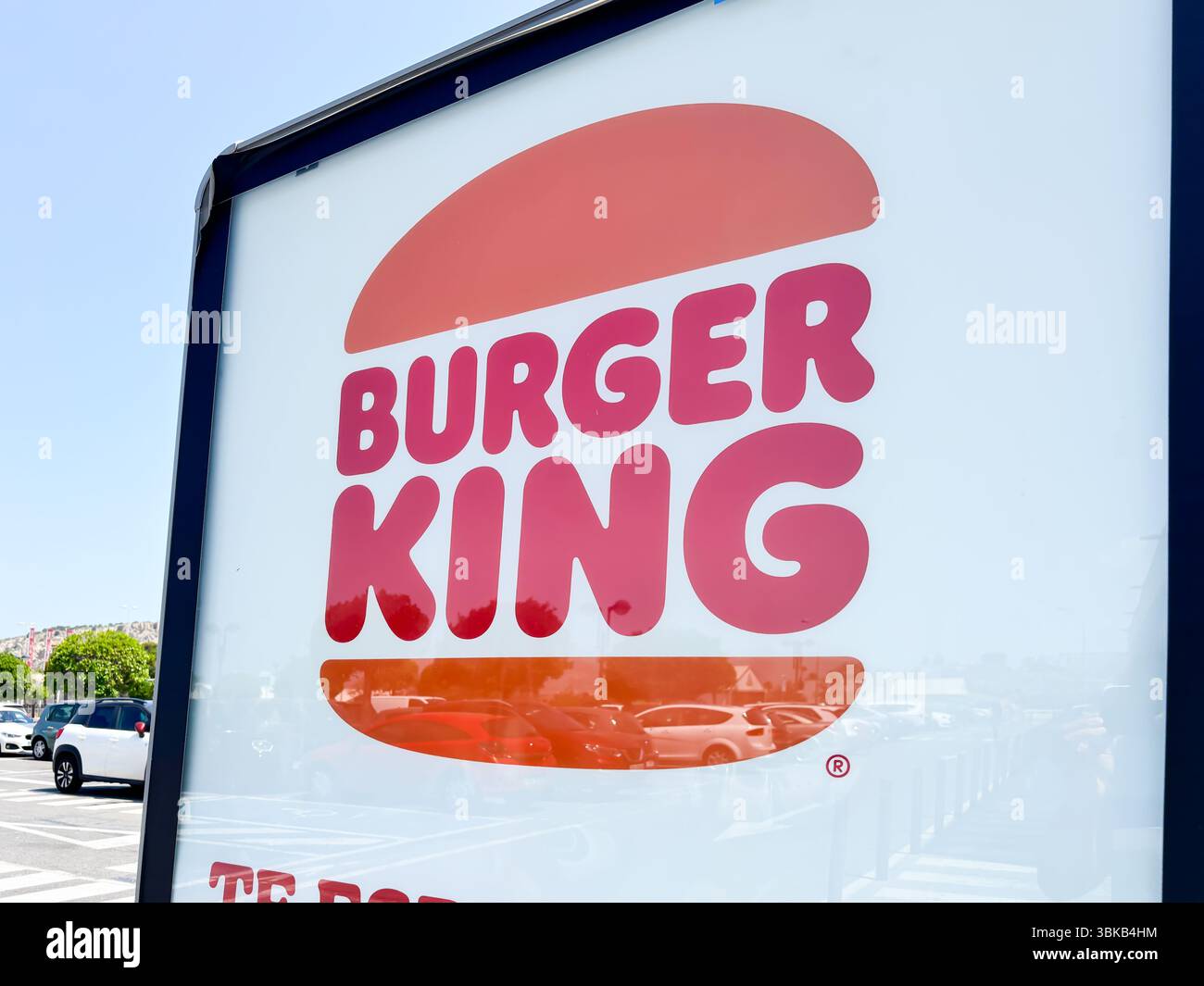 Burger king outdoor logo sign hi-res stock photography and images