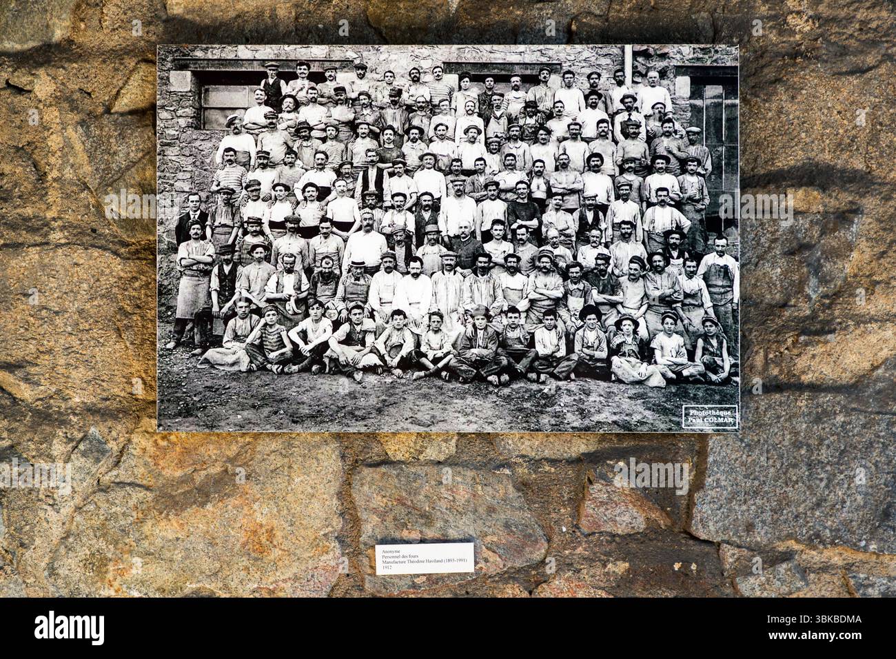 Vintage group photo hi-res stock photography and images - Alamy