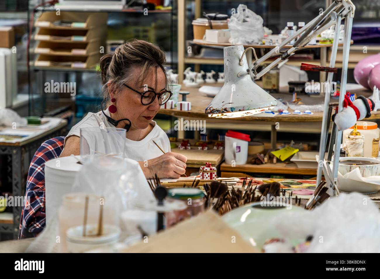 Handcrafted in the Ateliers Arquié fine porcelain workshop in Limoges. The workshop has been awarded the French label "Entreprise du Patrimoine Vivant" (Living Heritage Company), which recognises exceptional traditional expertise. Avenue Baudin, Limoges, Nouvelle-Aquitaine, France Stock Photo