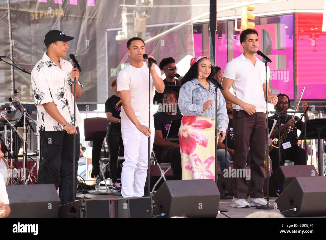 Mason Reeves, Omar Madden, Ariana Bus and Quincy Hampton perform at the ...