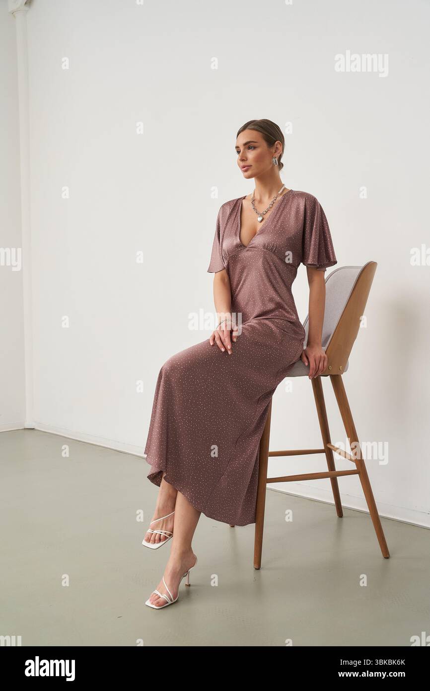 Midi dress hi-res stock photography and images - Alamy