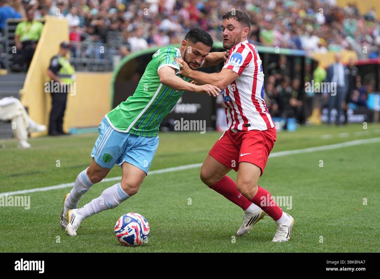 Seattle, United States. 19th June, 2025. Seattle Sounders FC midfielder ...
