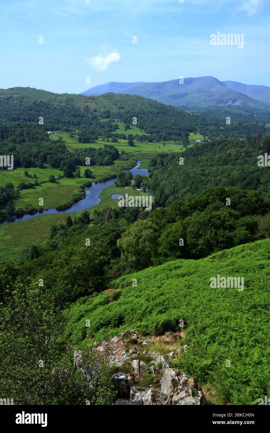 View rolling hills meandering hi-res stock photography and images - Alamy