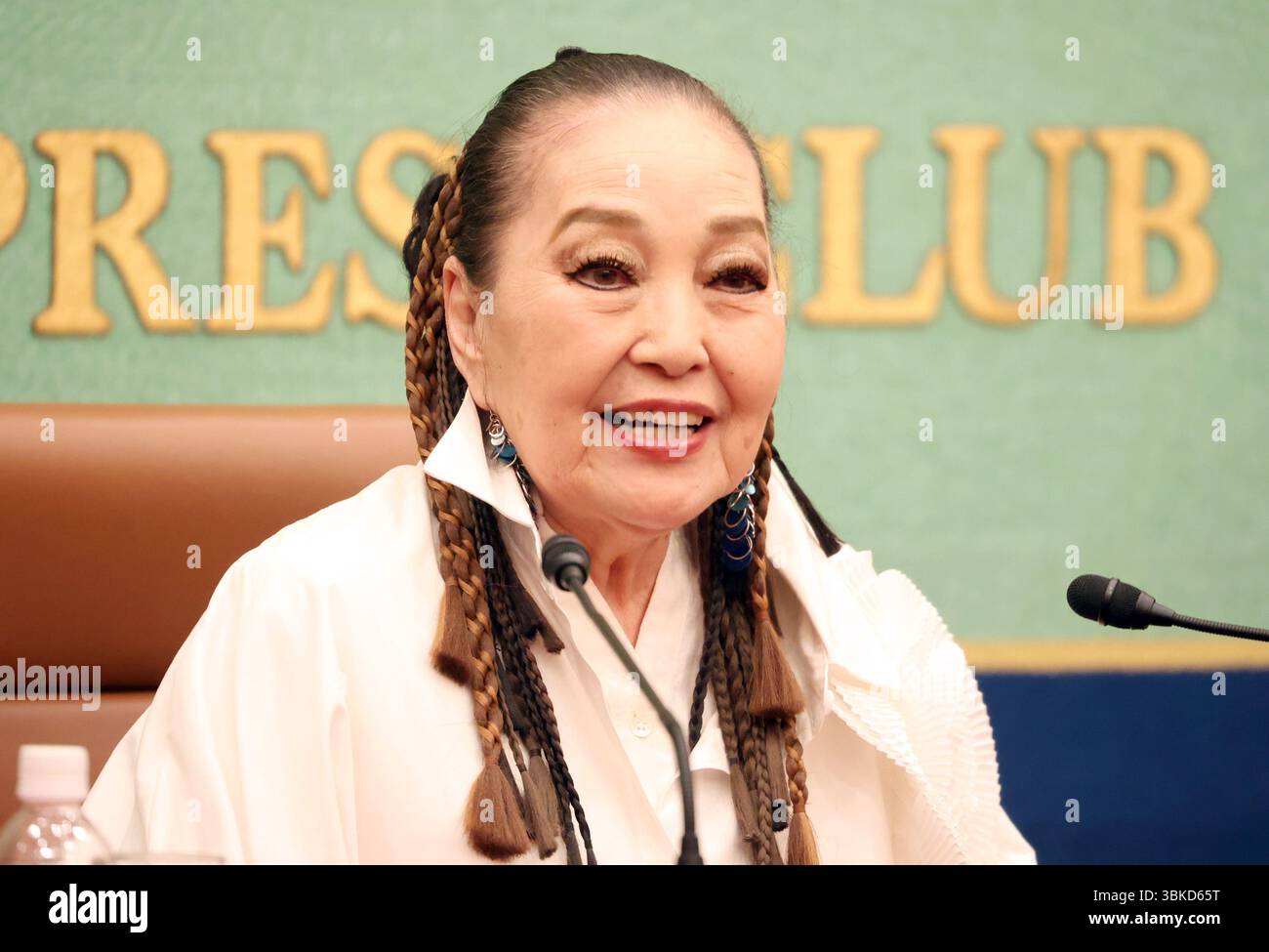 Tokyo, Japan. 20th June, 2025. Japanese song writer, music journalist and a radio DJ Reiko Yukawa, 89, speaks about her memories at the Japan National Press Club in Tokyo on Friday, June 20, 2025. Yukawa interviewed mano foreign musicians such as Elvis Presley and Beetles. (photo by Yoshio Tsunoda/AFLO) Stock Photo