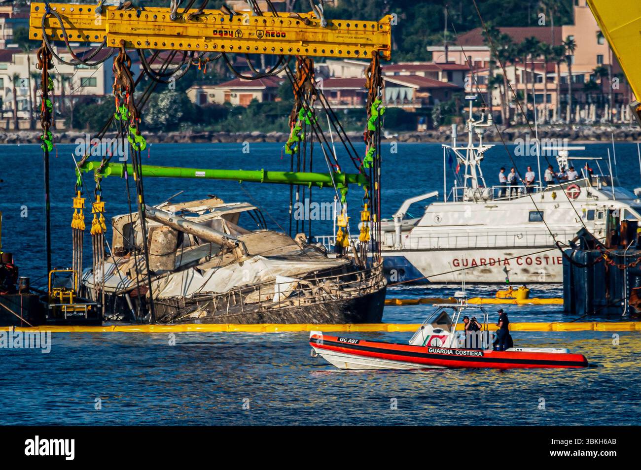 The hull of the superyacht Bayesian, which sank near Palermo, Sicily ...