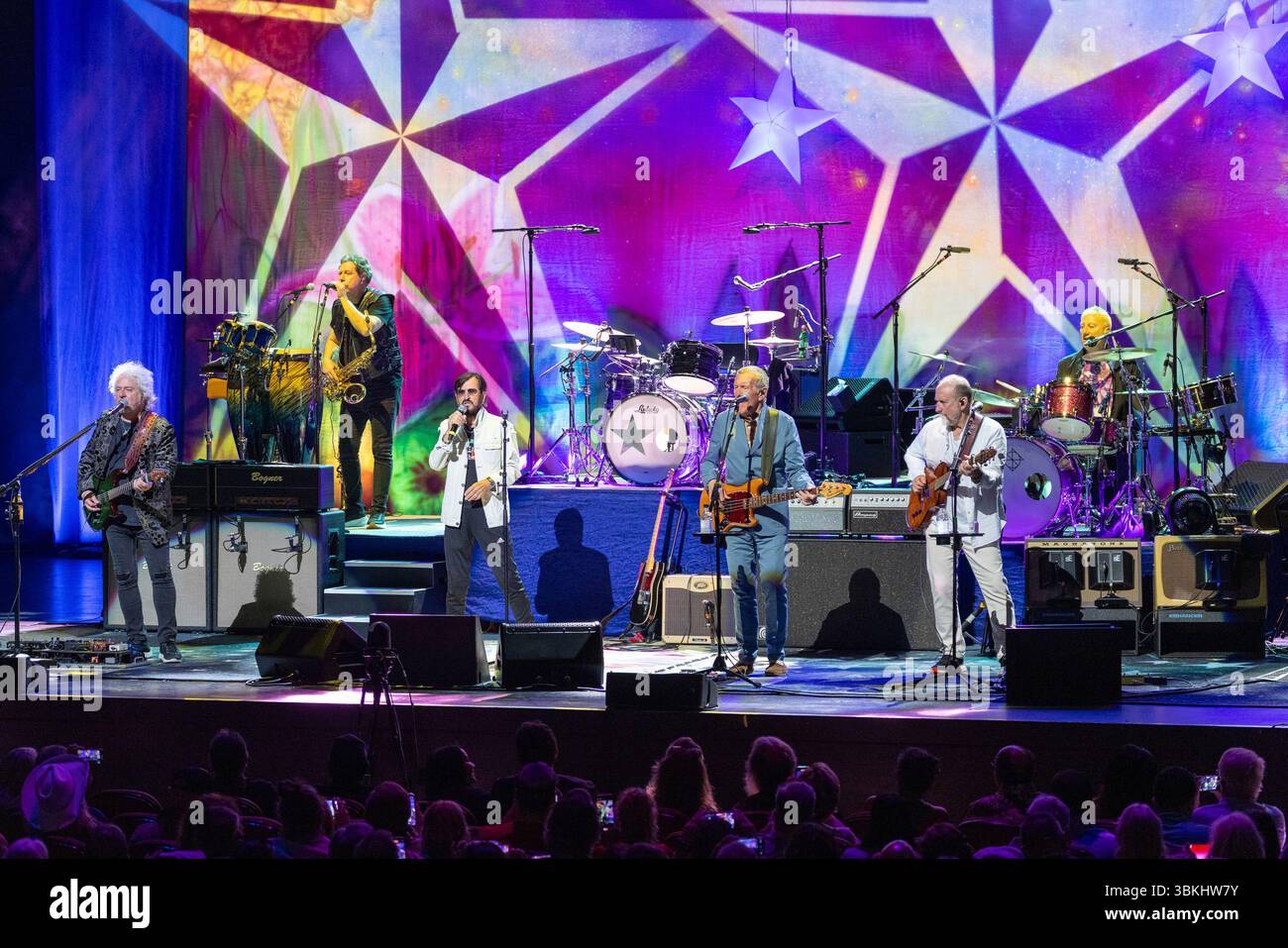 HOLLYWOOD, FL-JUNE 20: (L-R) Steve Luthaker, Warren Ham, Ringo Starr ...