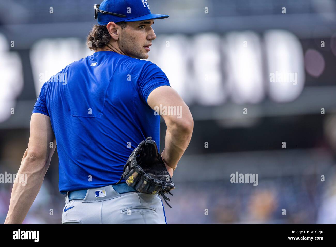 Kansas City Royals' Jac Caglianone during batting practice before a