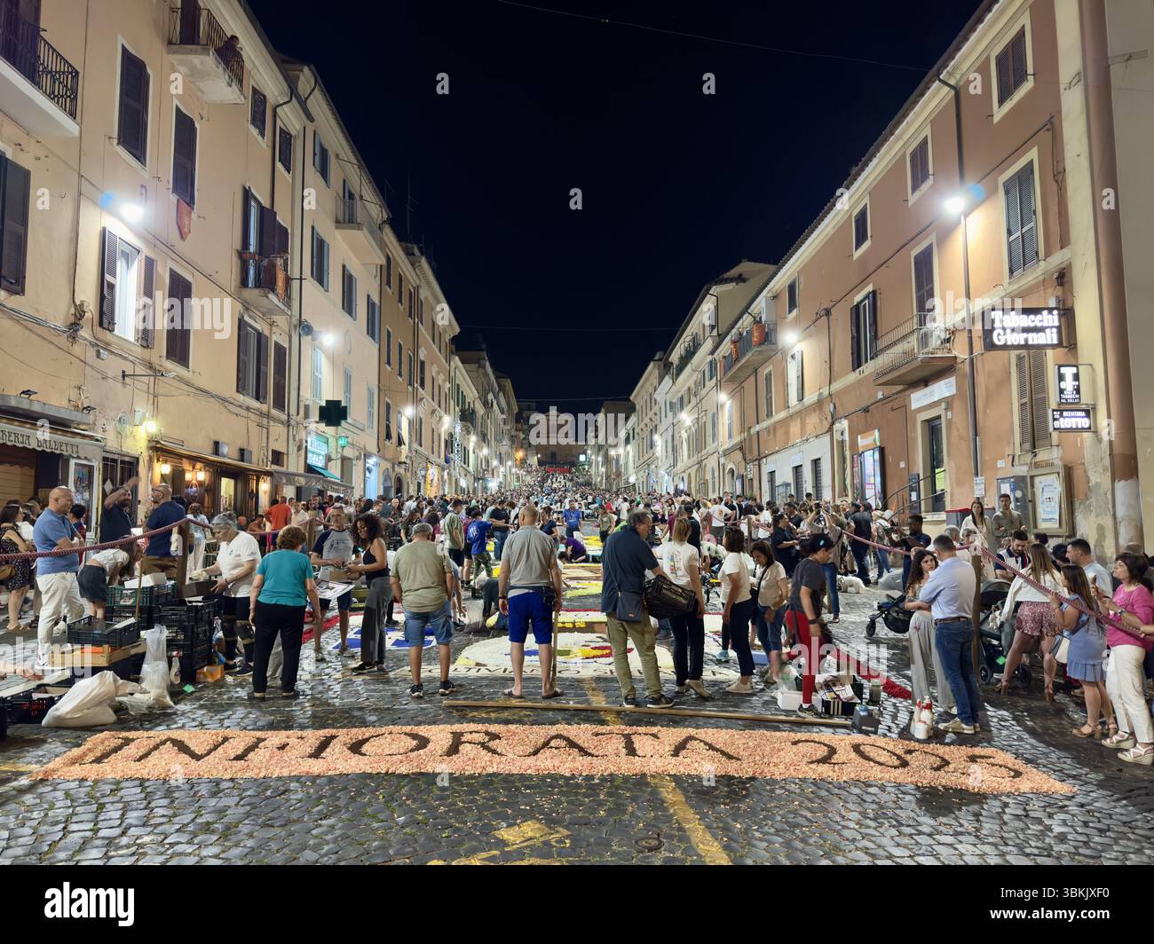 Genzano, Italy, 21 Jun 2021, preparations for the traditional flower festival of Genzano, Francesco Paris/Alamy Live News Stock Photo