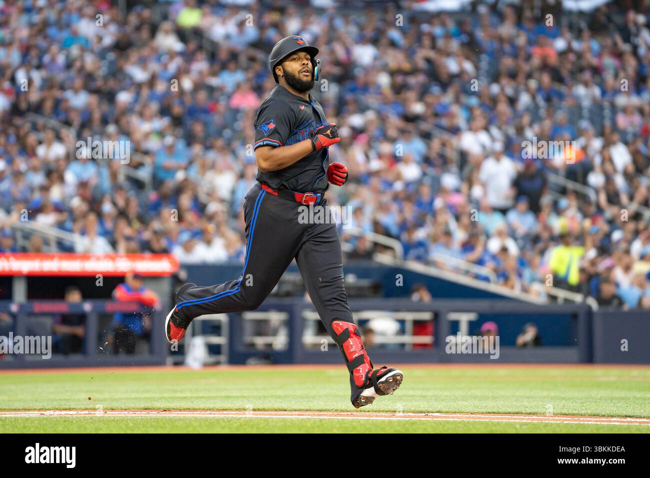 Vladimir Guerrero Jr. #27 of Toronto Blue Jays runs the bases against ...