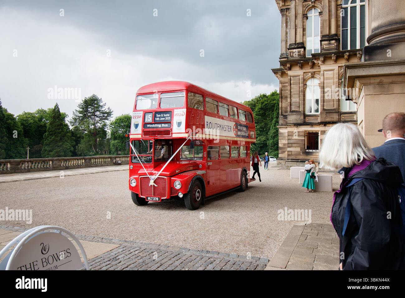 1950s london bus hi-res stock photography and images - Alamy