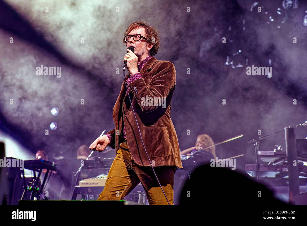Manchester, UK. 21st June, 2025. Jarvis Cocker (lead vocalist ...