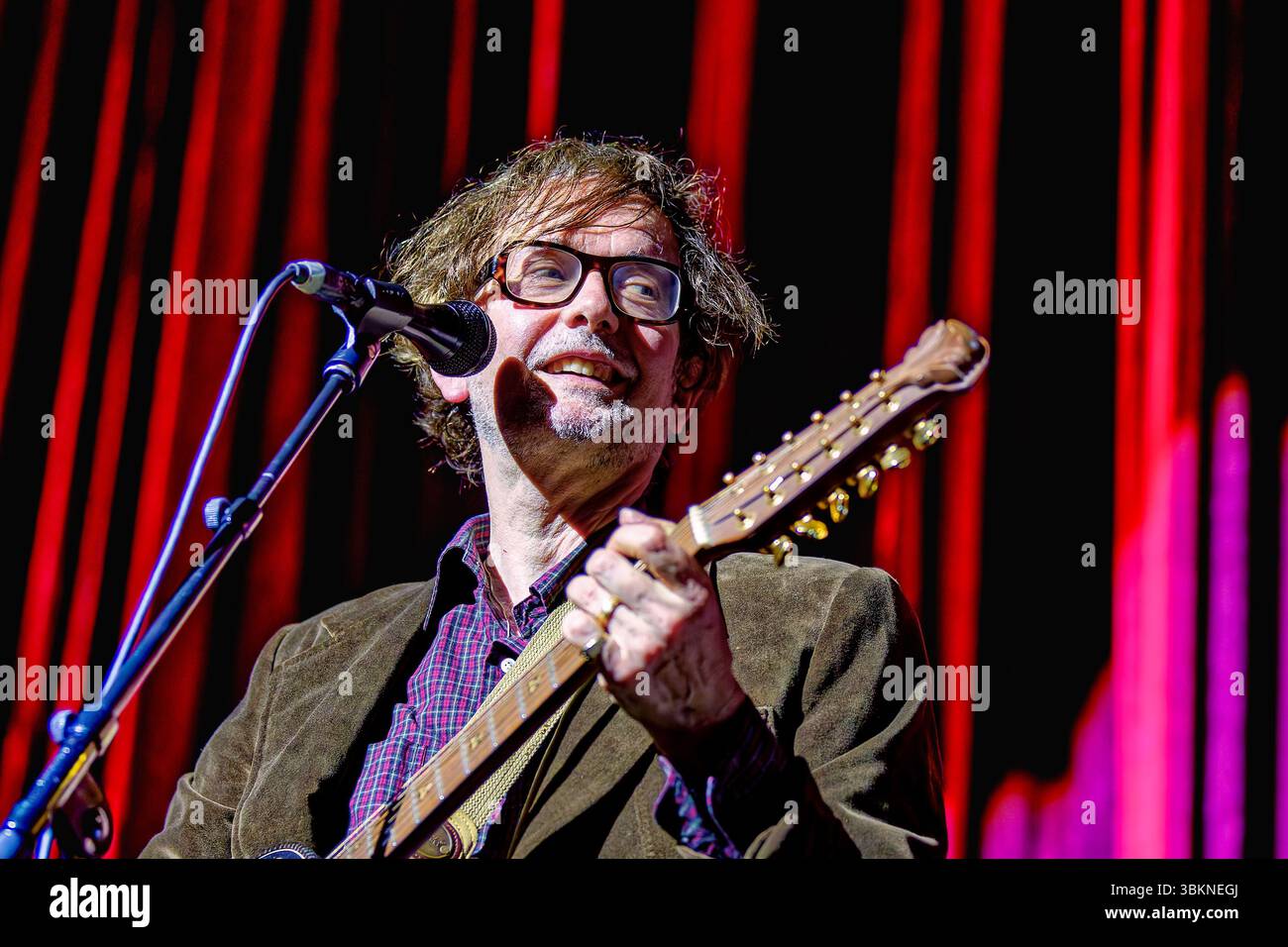 Manchester, UK. 21st June, 2025. Jarvis Cocker (lead vocalist ...