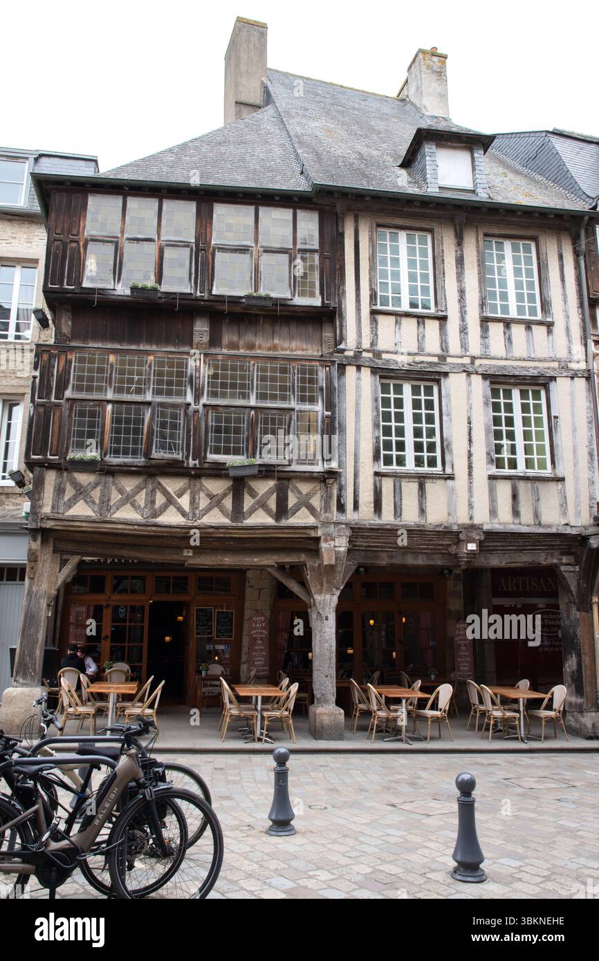 Timber framed buildings arcade in Rue de l' Apport, Dinan Stock Photo