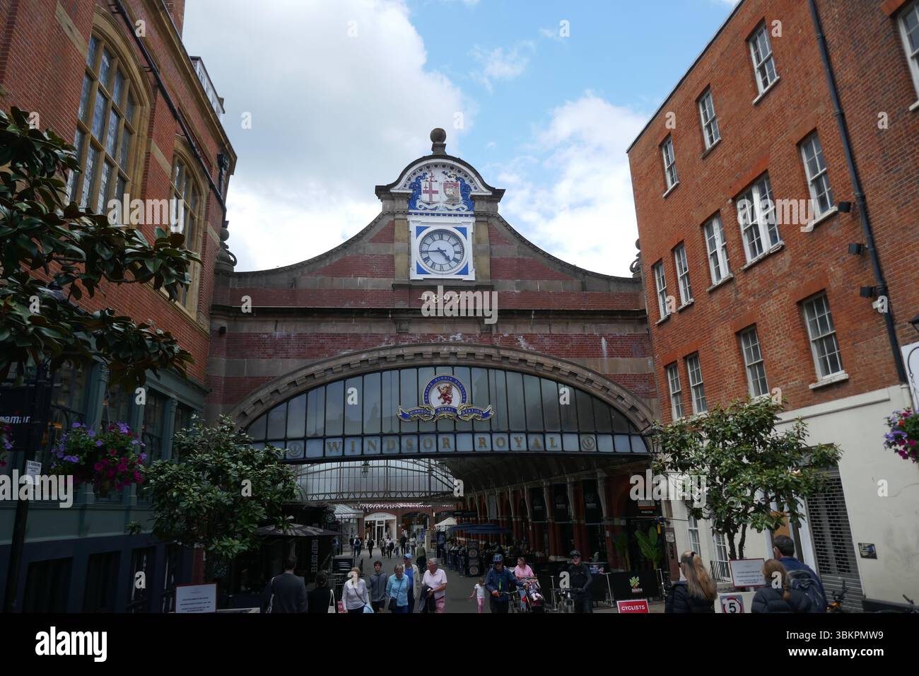 Windsor, England 28th May 2025 Windsor & Eton Central Train Station at