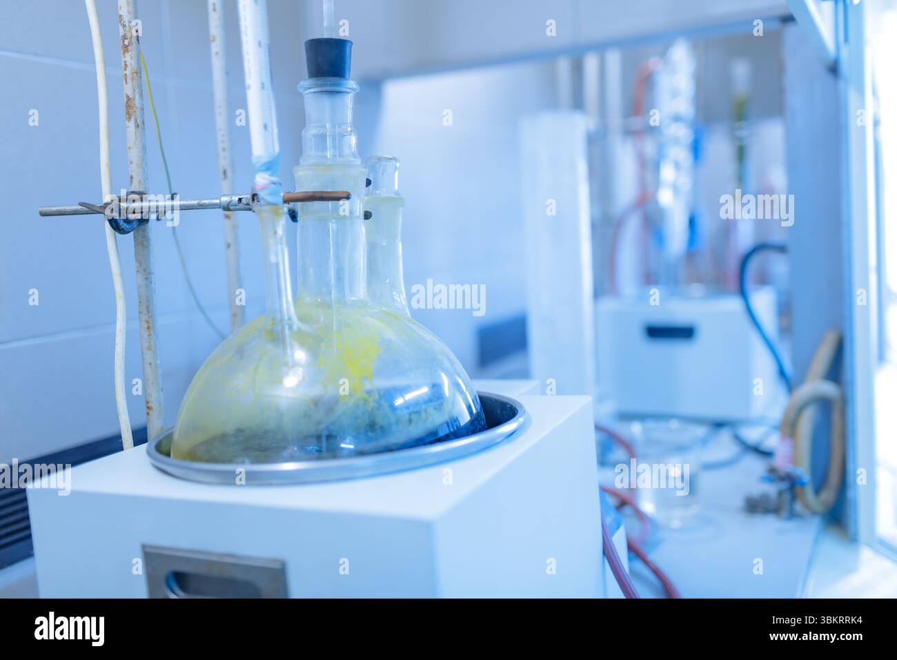 Chemistry laboratory glassware setup for scientific distillation and analysis in a modern research lab environment Stock Photo