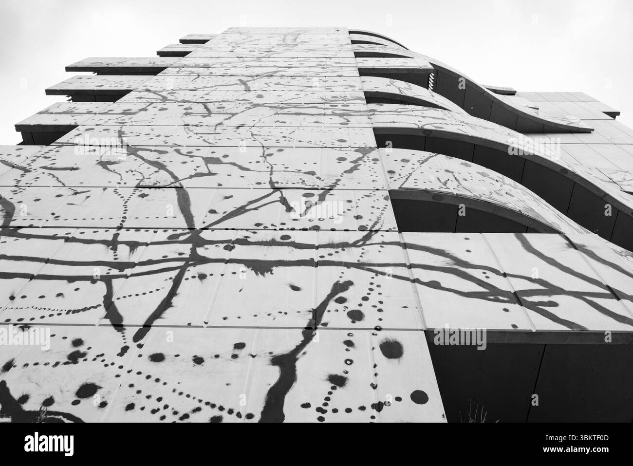 Melbourne, Victoria, Australia - CV Windsor housing by Decibel Architecture (Façade art by Kim Westcot) Stock Photo
