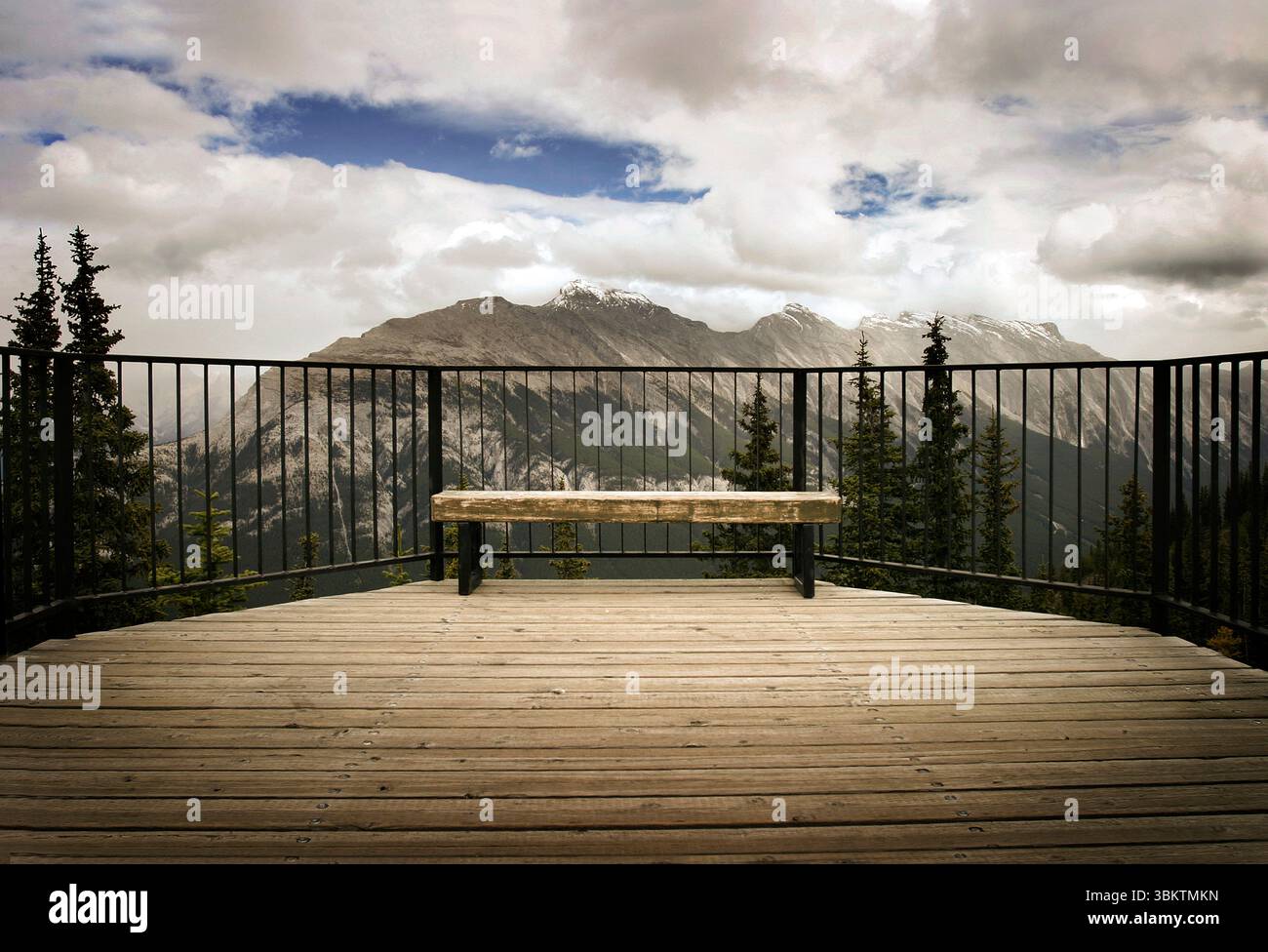 Cascade mountain town banff in hi-res stock photography and images - Alamy