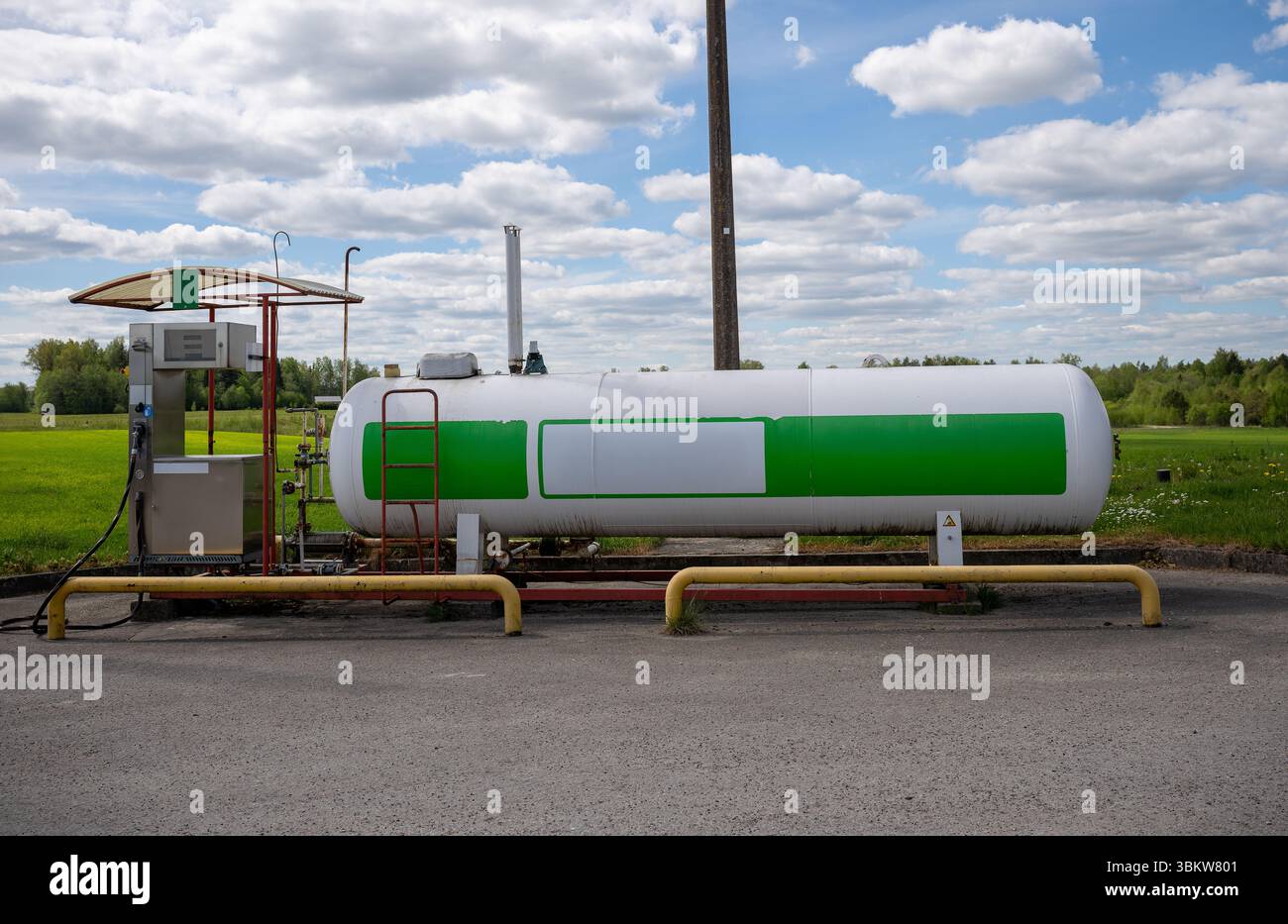 Glsr Tank Rural Propane gas station with large storage tank in rural countryside area ...