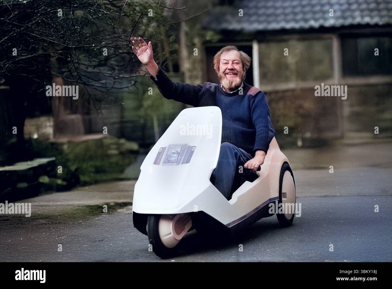 Sir clive sinclair hi-res stock photography and images - Alamy