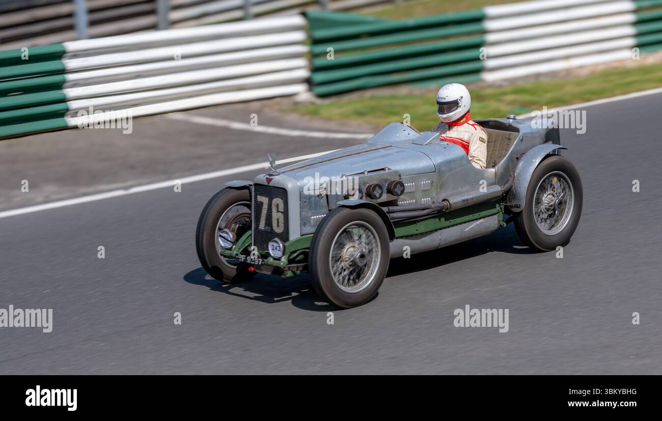 Race car driving 1930s hi-res stock photography and images - Alamy
