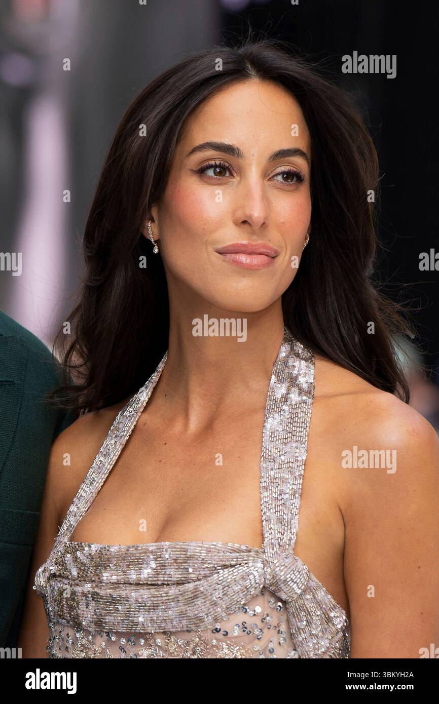 Ines de Ramon poses for photographers upon arrival at the premiere of