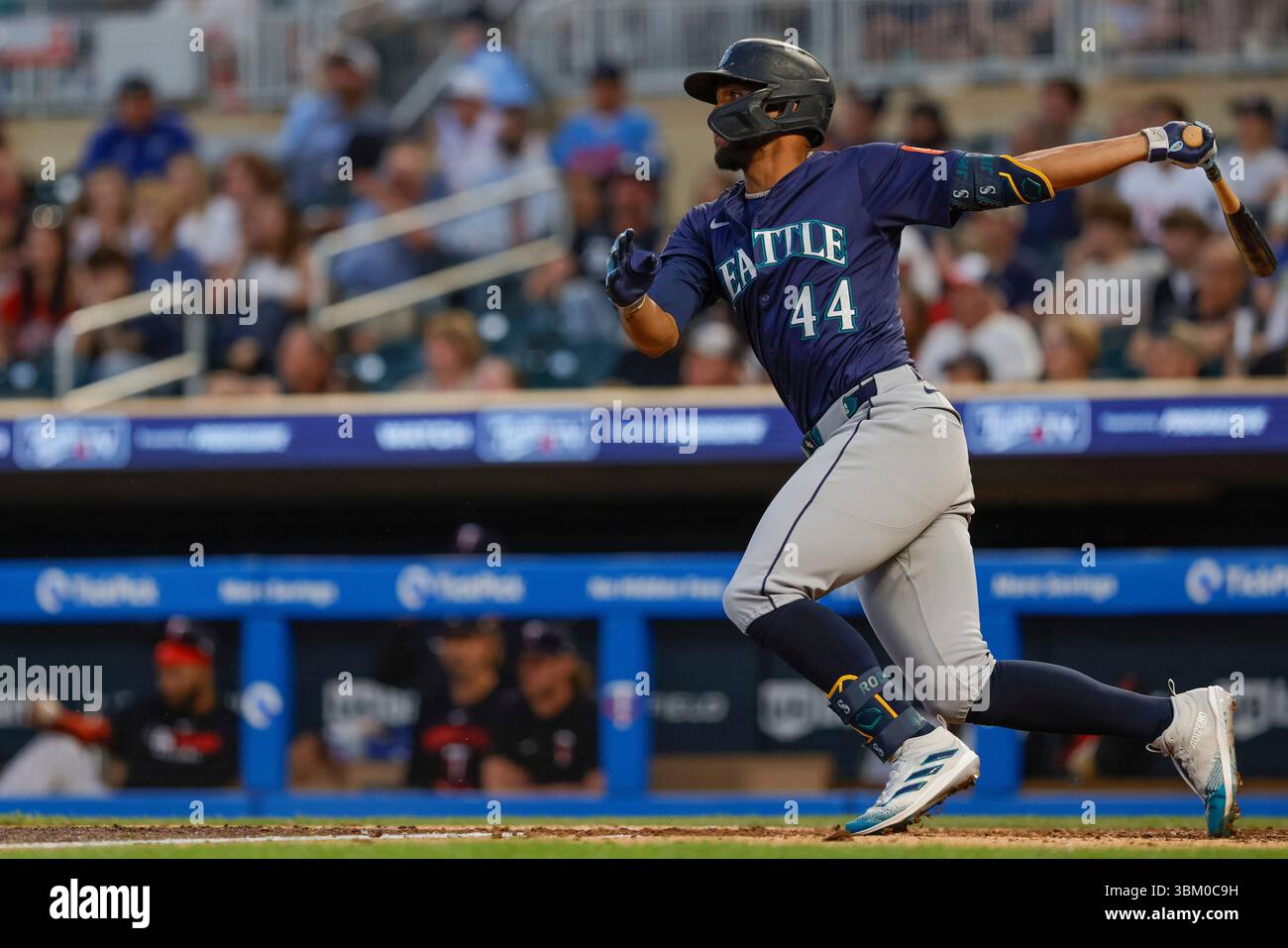 MINNEAPOLIS, MN - JUNE 23: Seattle Mariners center fielder Julio ...