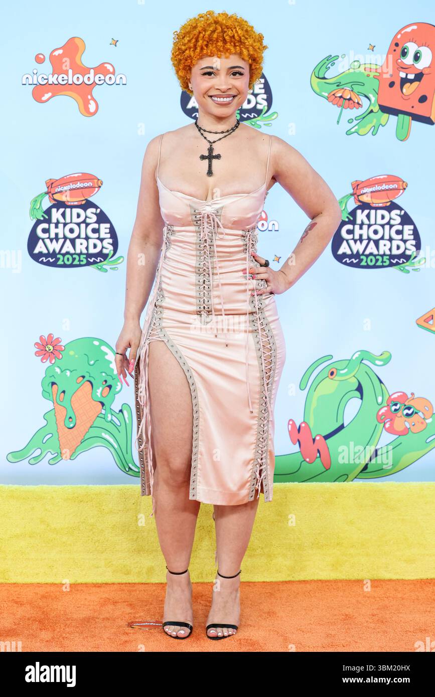 SANTA MONICA, LOS ANGELES, CALIFORNIA, USA - JUNE 21: American rapper ...